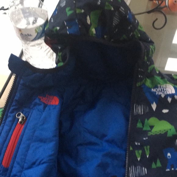 Infant North face puffer jacket - Picture 3 of 3